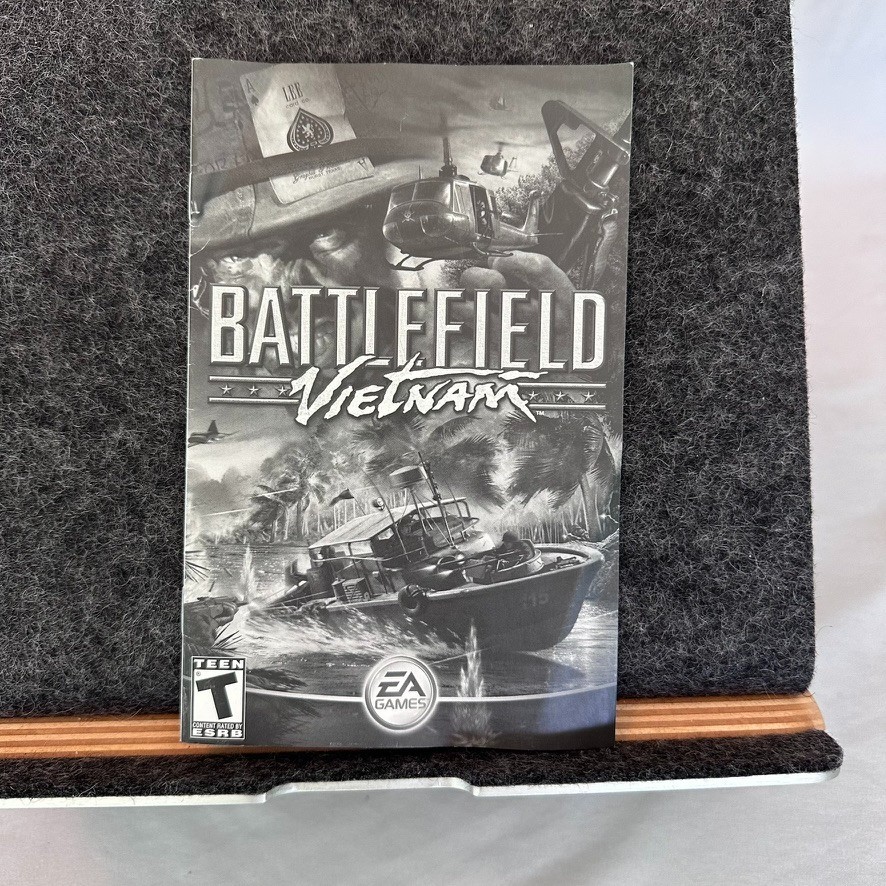 Battlefield Vietnam PC CD-ROM Big Box EA Games 2004 Complete w Manual