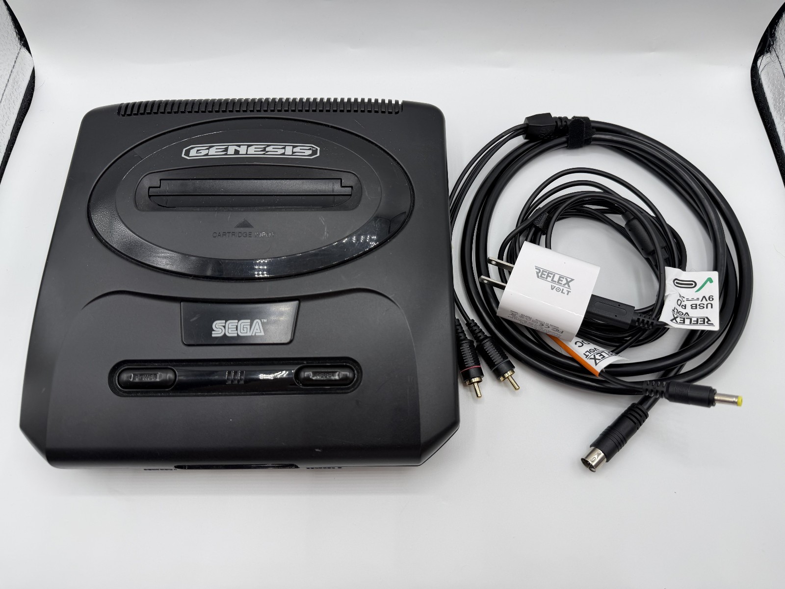 SEGA Genesis Model 2 Console MK-1631 VA4 w/ Reflex PS + Retro Frog AV Cable
