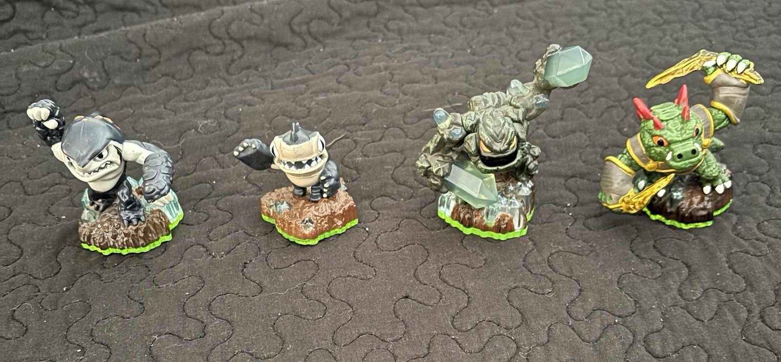 SKYLANDERS SPYRO’S ADVENTURE CHARACTERS AND GAME!!! (sold individually)