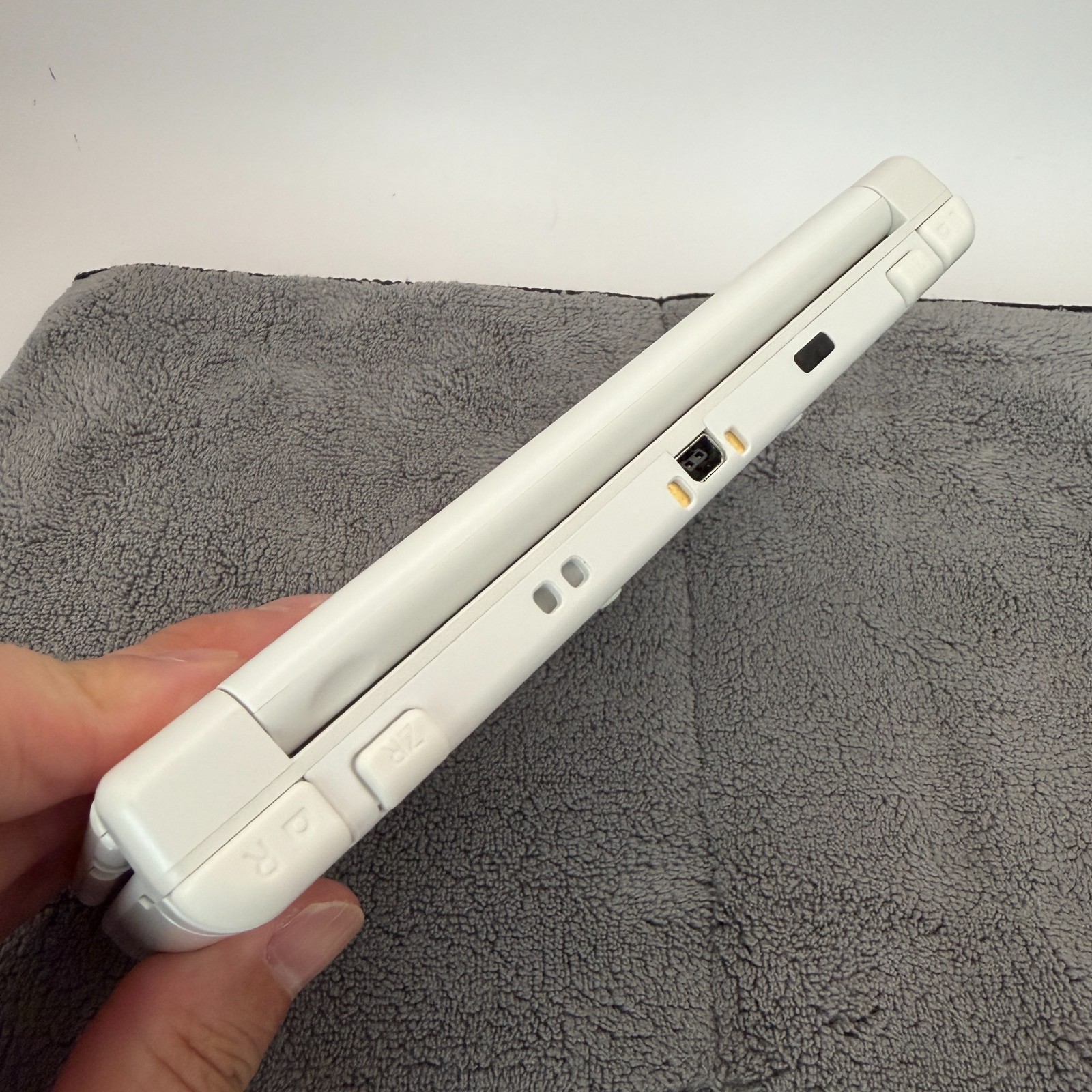 【Excellent5】Nintendo NEW 3DS LL XL Pearl White Mario Game Console From Japan
