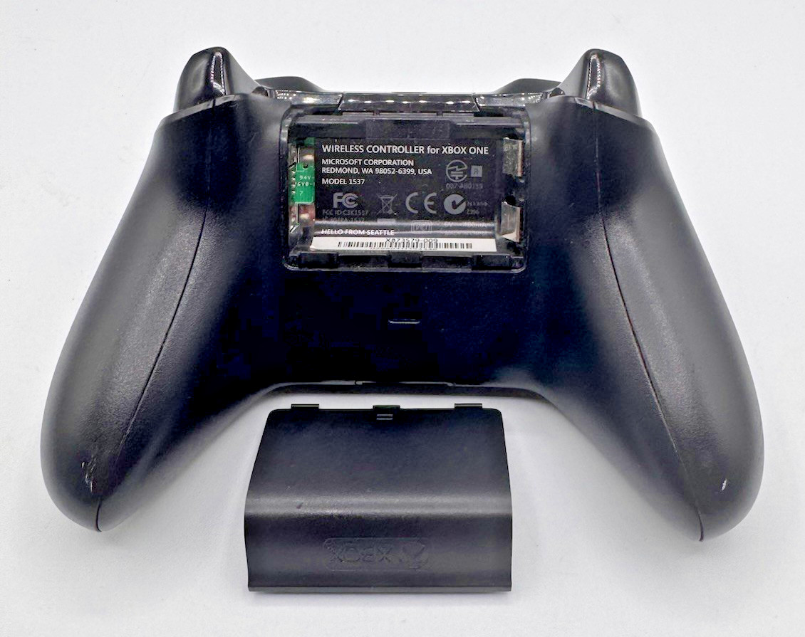Microsoft Xbox One Wireless Controller Black OEM Model 1537 Original