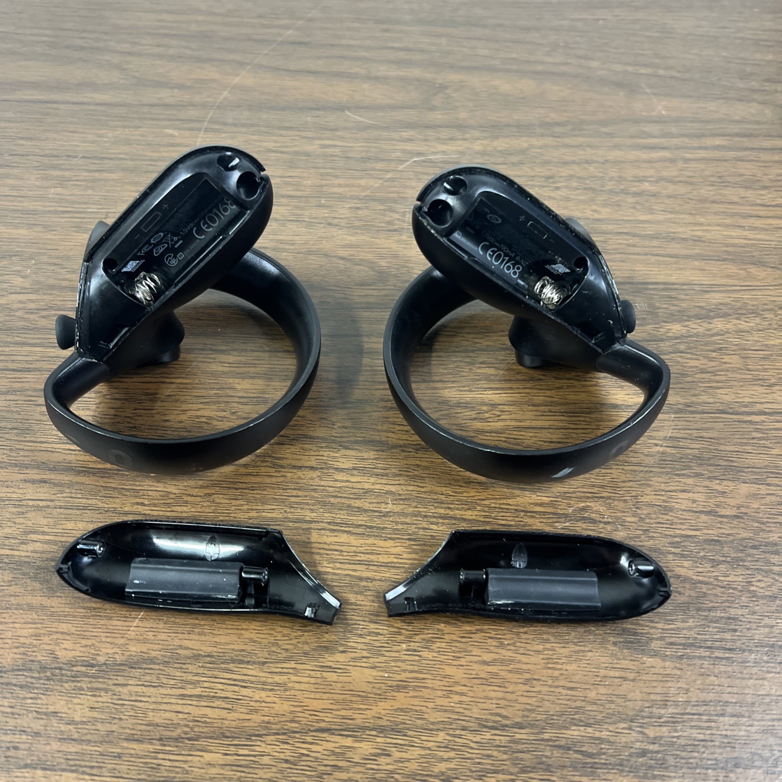 Oculus RIFT Touch Controllers Pair TO-L / TO-R Black CV1 Original Works Read