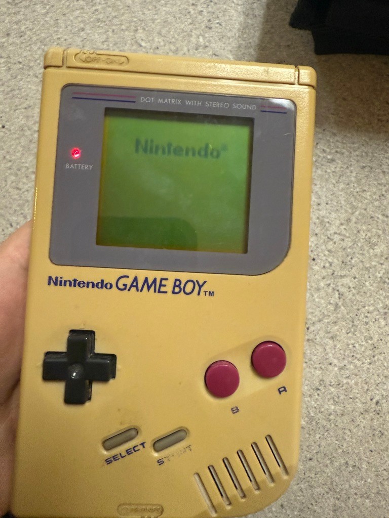 Original Nintendo Gameboy Console With 2 Games ALL ORIGINAL TESTED DMG-01