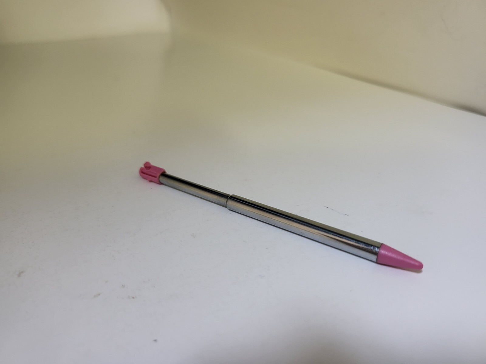 NEW Retractable Pink Stylus pen for First older Original Nintendo 3DS #P8