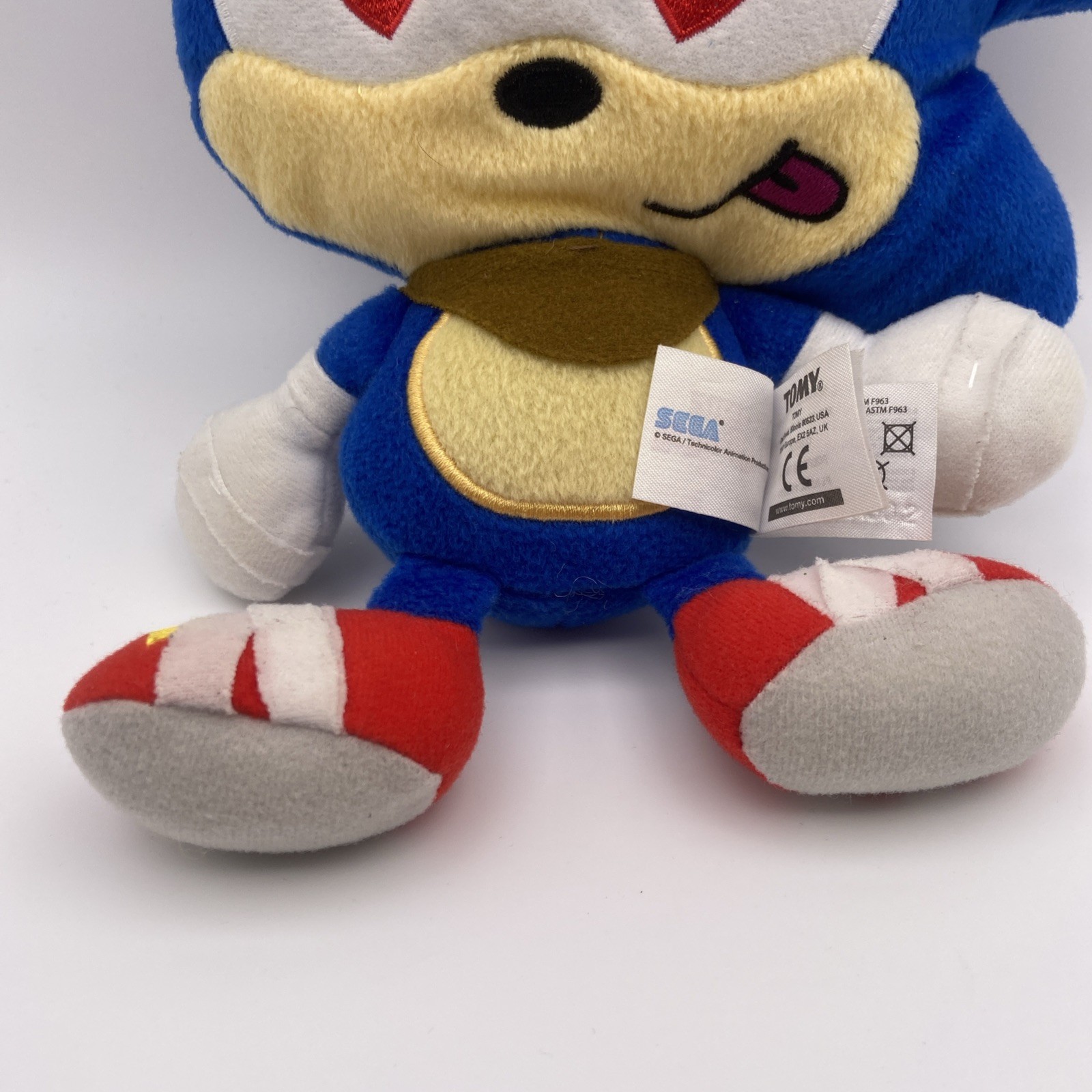 Sonic Boom Sonic the Hedgehog Plush Doll With Heart Emoji Eyes Sega Tomy 10″