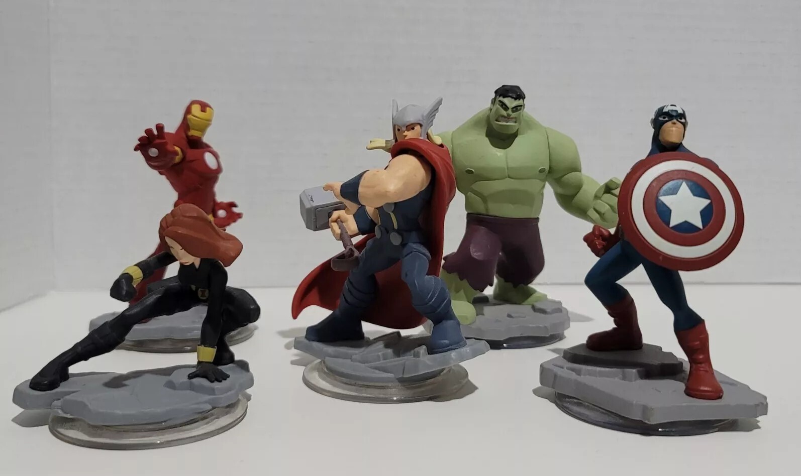 Marvel Disney Infinity Lot Of 5 Ironman, BlackWidow, Hulk, Thor, Captain America