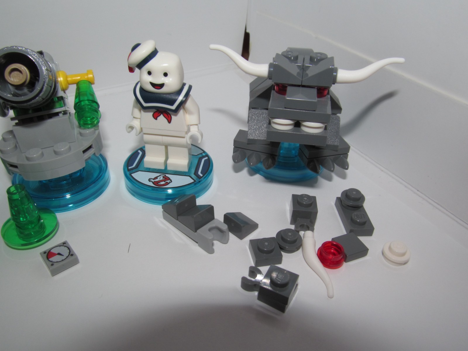 Lego Dimensions Ghostbusters Level Pack #71228 + Stay Puft #71233 Silmer #71241