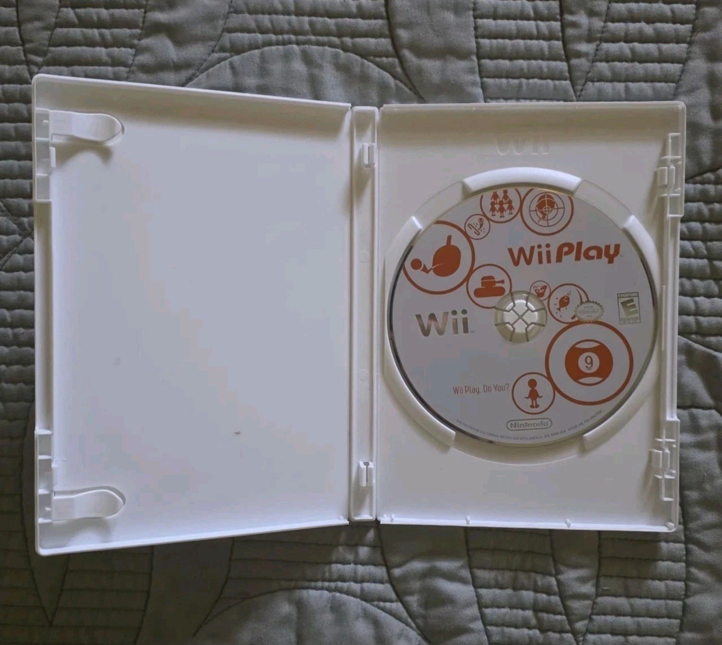Nintendo Wii RVL-001 Console Bundle – Tested