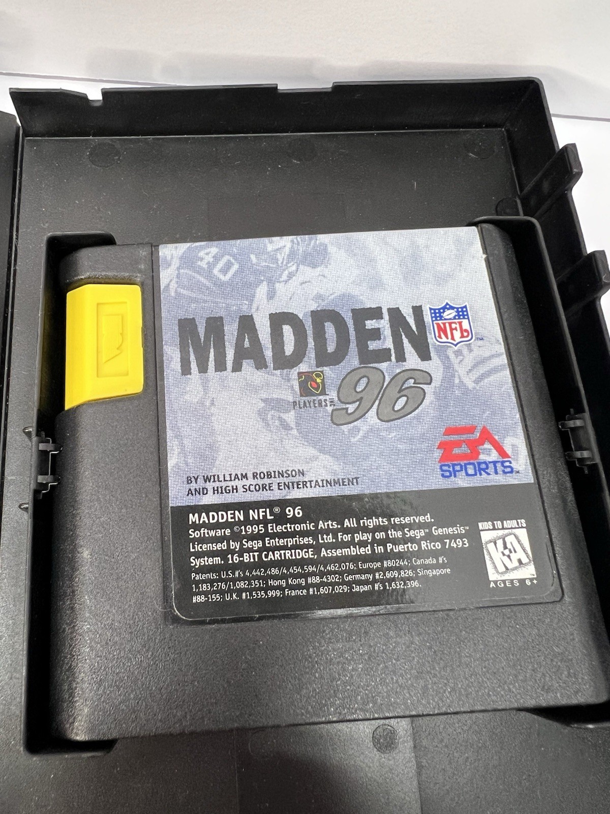 Madden NFL 96(Sega Genesis, 1995) With Manual And Promo Booklets EA Sports