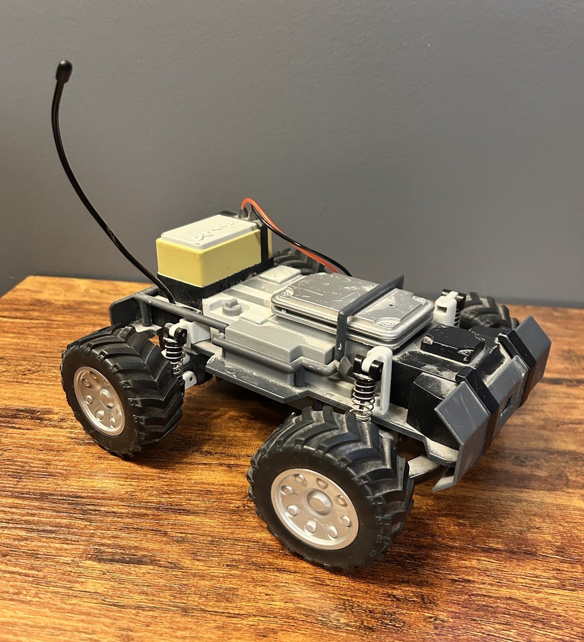 Call of Duty Black Ops RC-XD Remote Control Vehicle – AS-IS / For Parts – LOOK