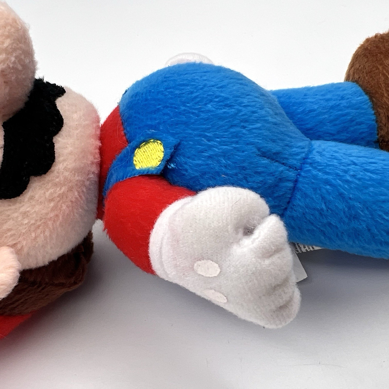 Super Mario Bros Mario Plush Toy 10″ 2012 Nintendo