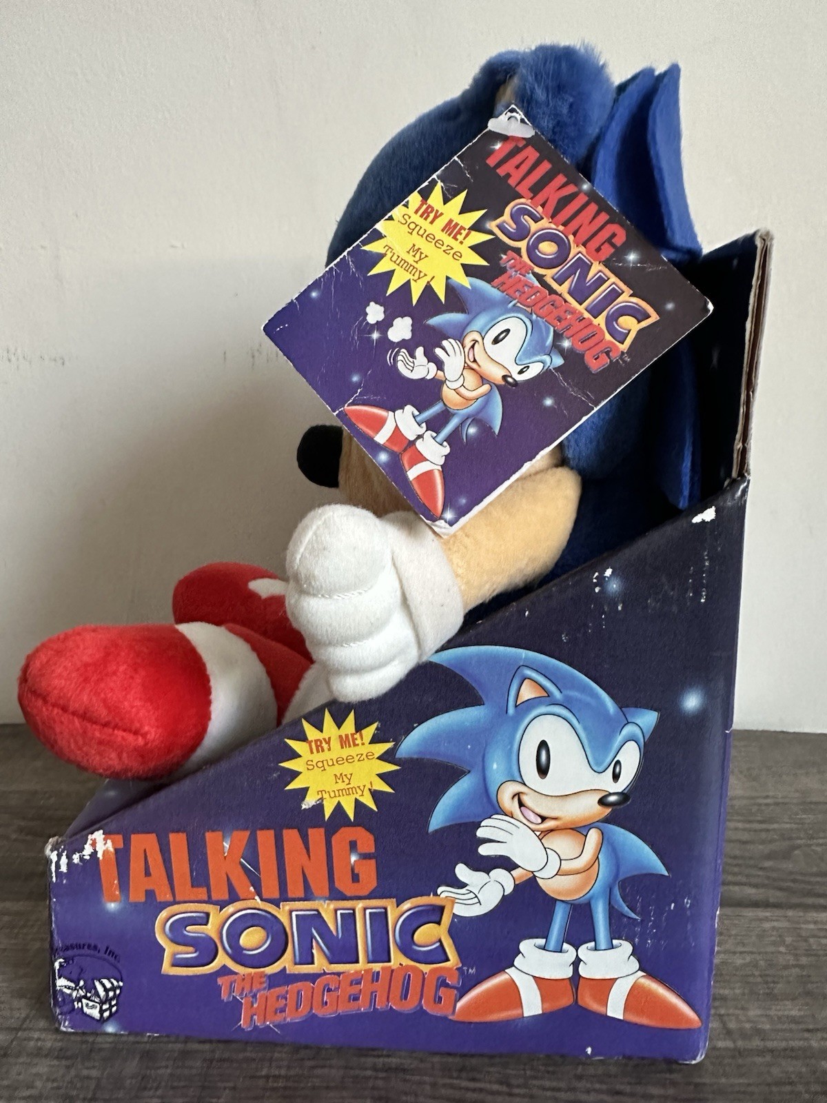 Sonic the Hedgehog 1997 Vintage Talking Plush Sega Treasures Inc *Still Talks!