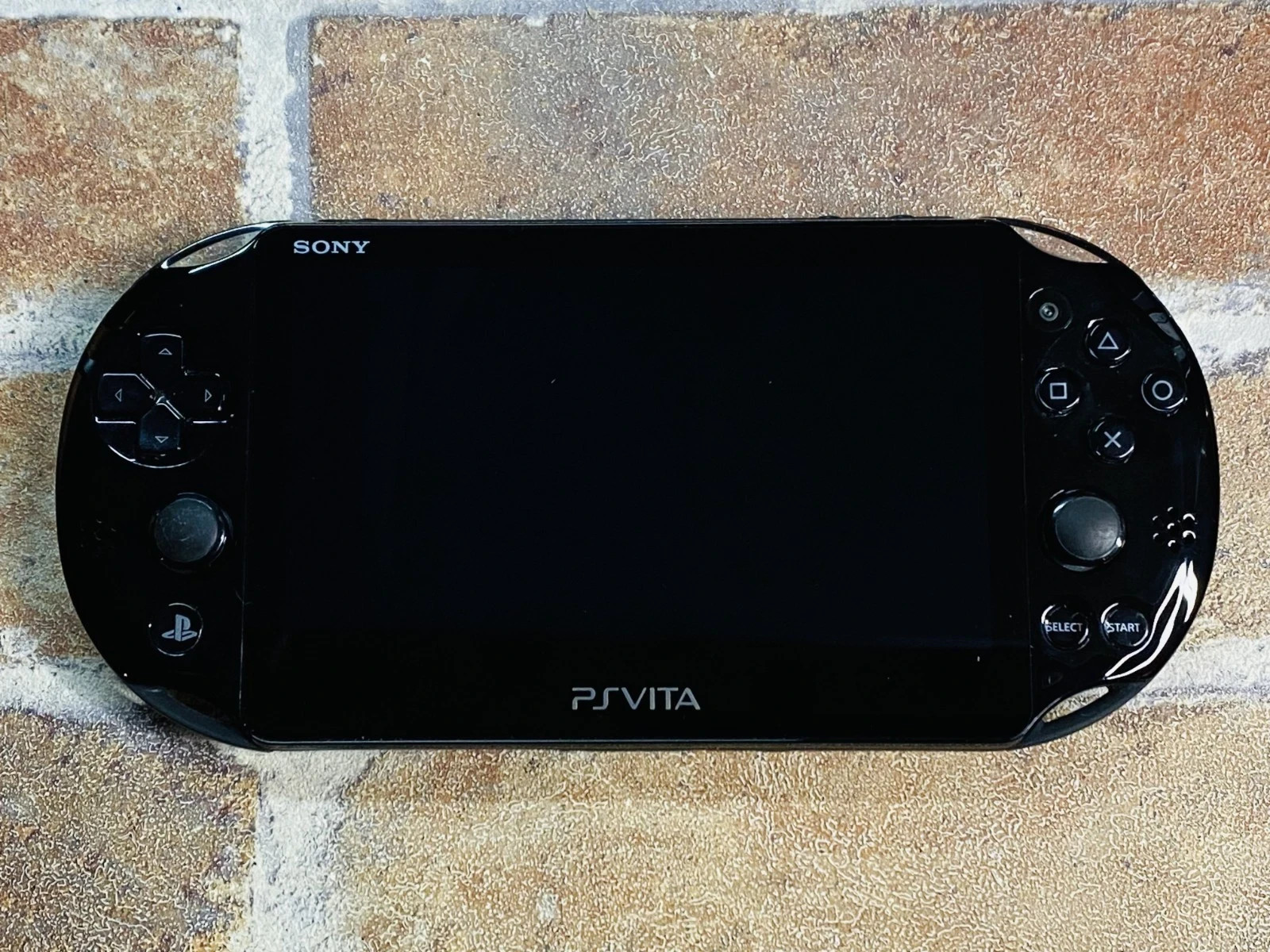 PS Vita Black PCH 2000 SONY PlayStation Japan 8GB Memory Charger No.3D