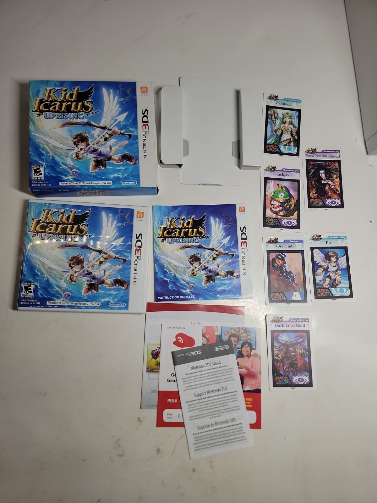 Kid Icarus Uprising Nintendo 3DS 2012 CASE & MANUAL, Box – No Game or AR Cards