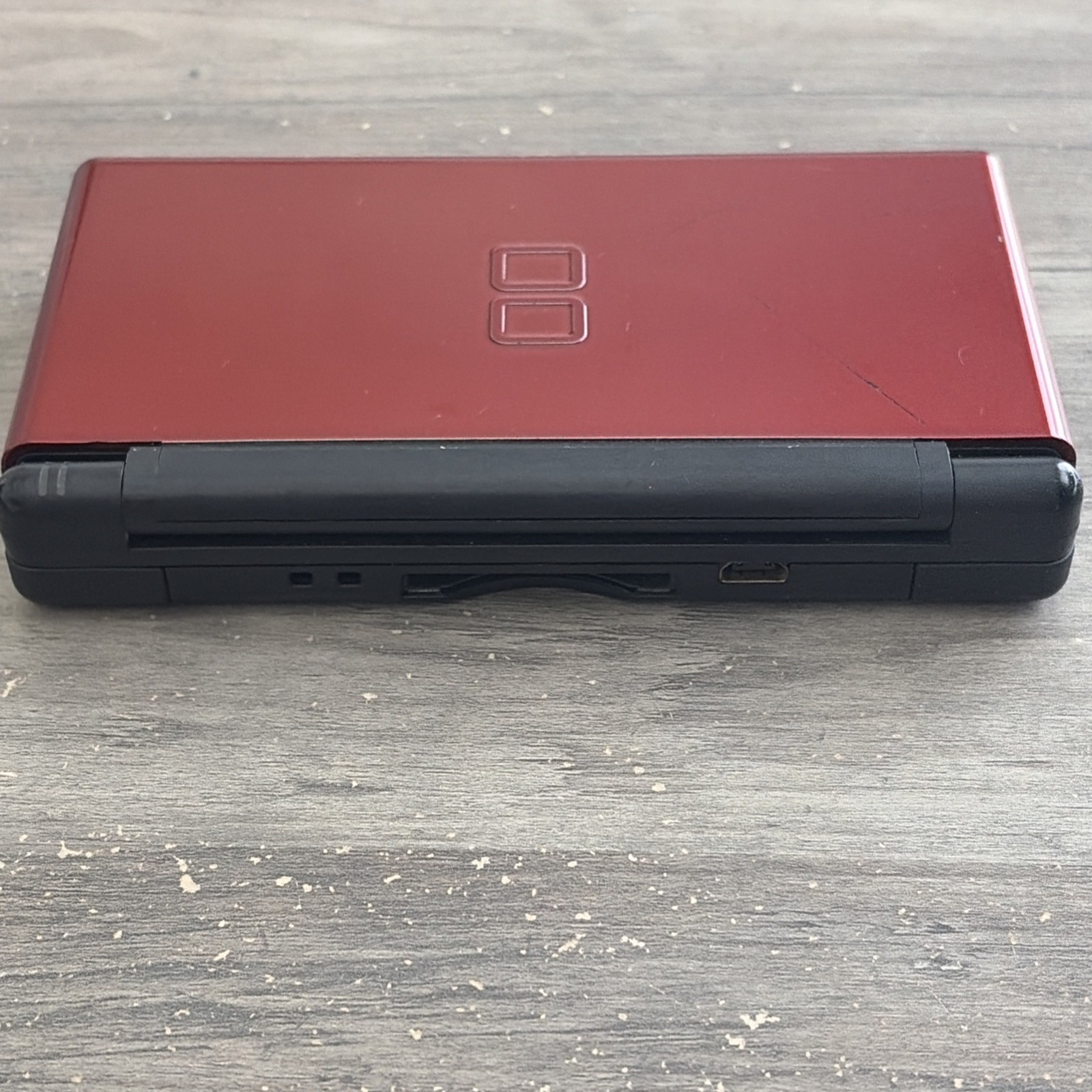 Nintendo DS Lite USG-001 Red/Black Handheld Console w/ Stylus, Charger