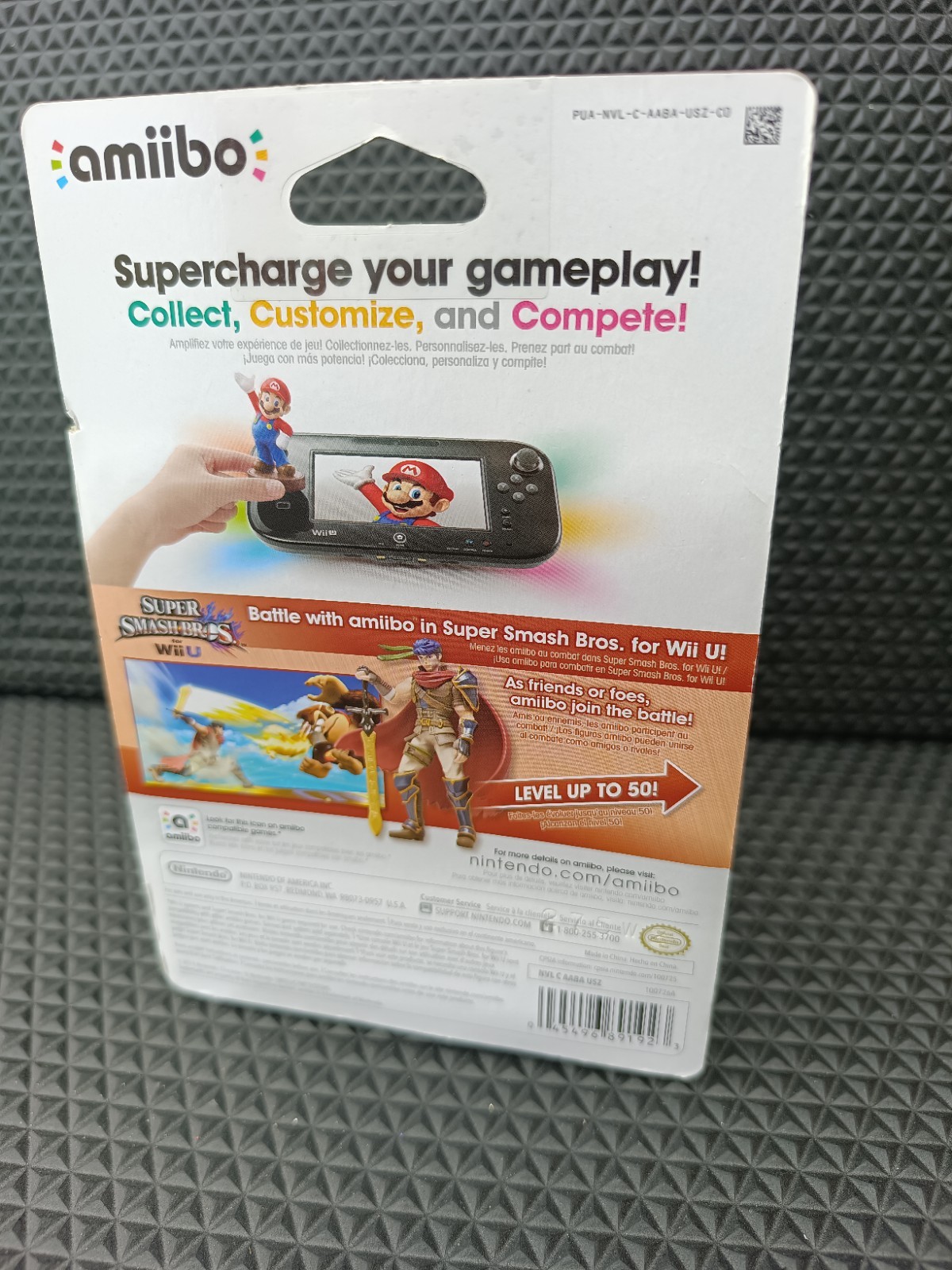 Nintendo amiibo Ike Collectible Figure – Super Smash Bros. for Wii U