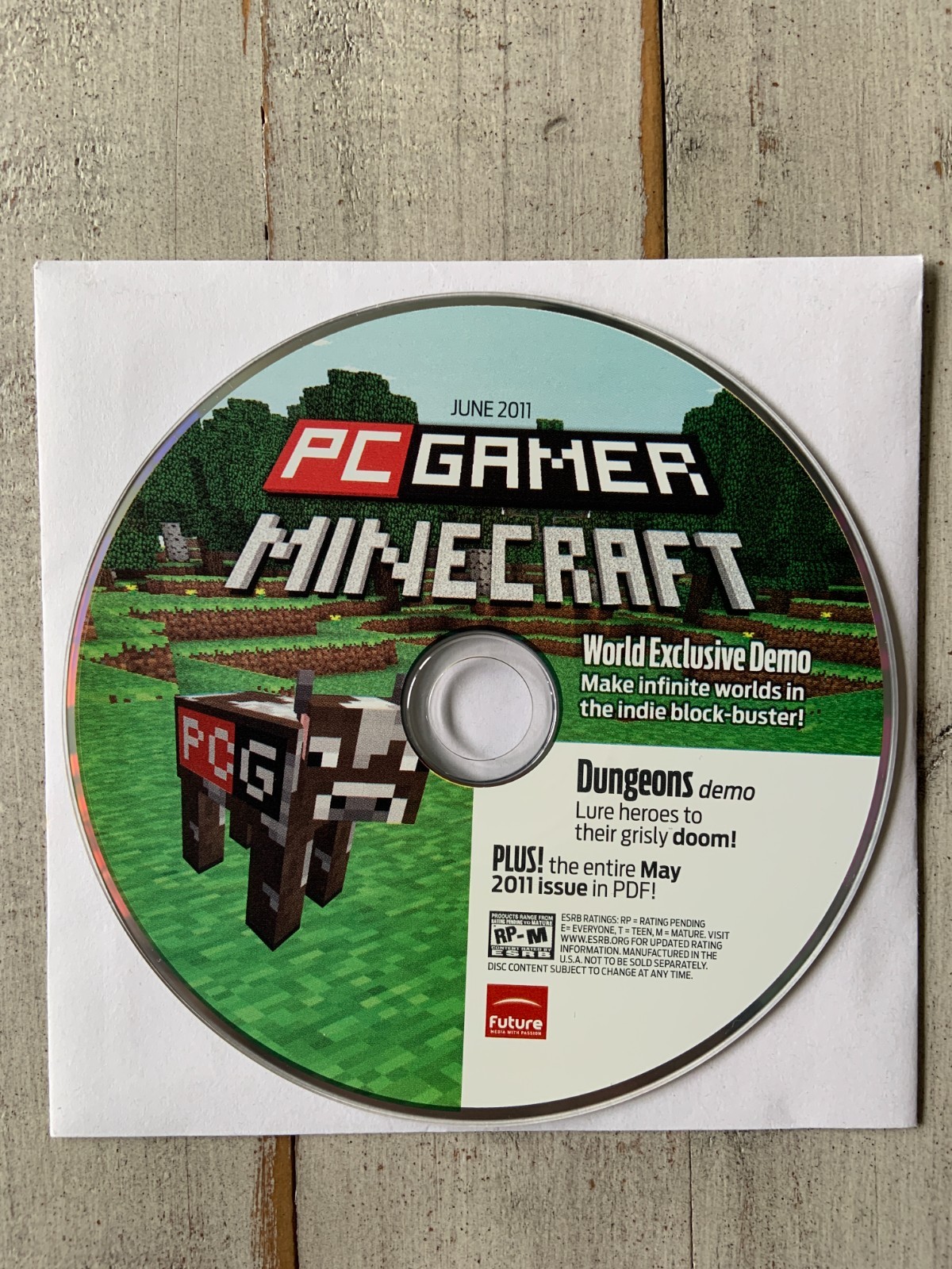 MINECRAFT Unplayed CD Demo Disc PC Gamer World Exclusive June 2011 Beta 1.3