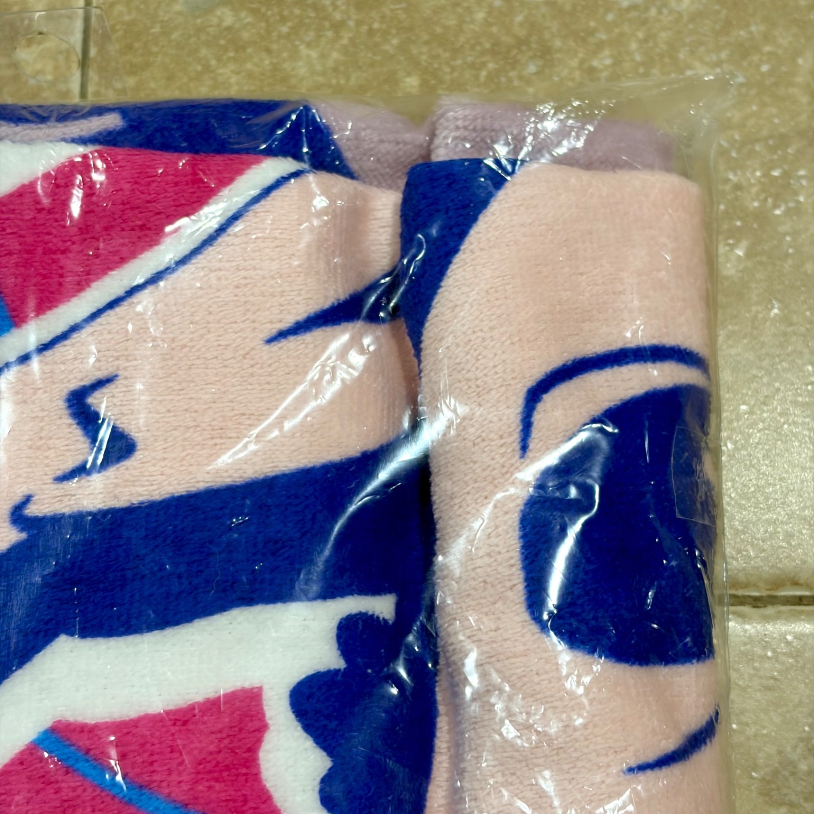 Official Mew & Mewtwo Bath Towel Pokemon Mewtwo Strikes Back Evolution Japan NEW