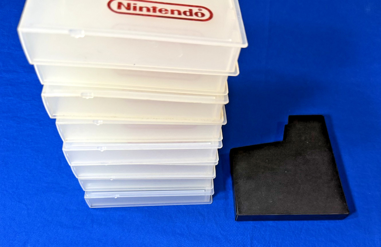 Nintendo Official Clamshell Clear Hard Game Case 8 OEM Nintendo Brand