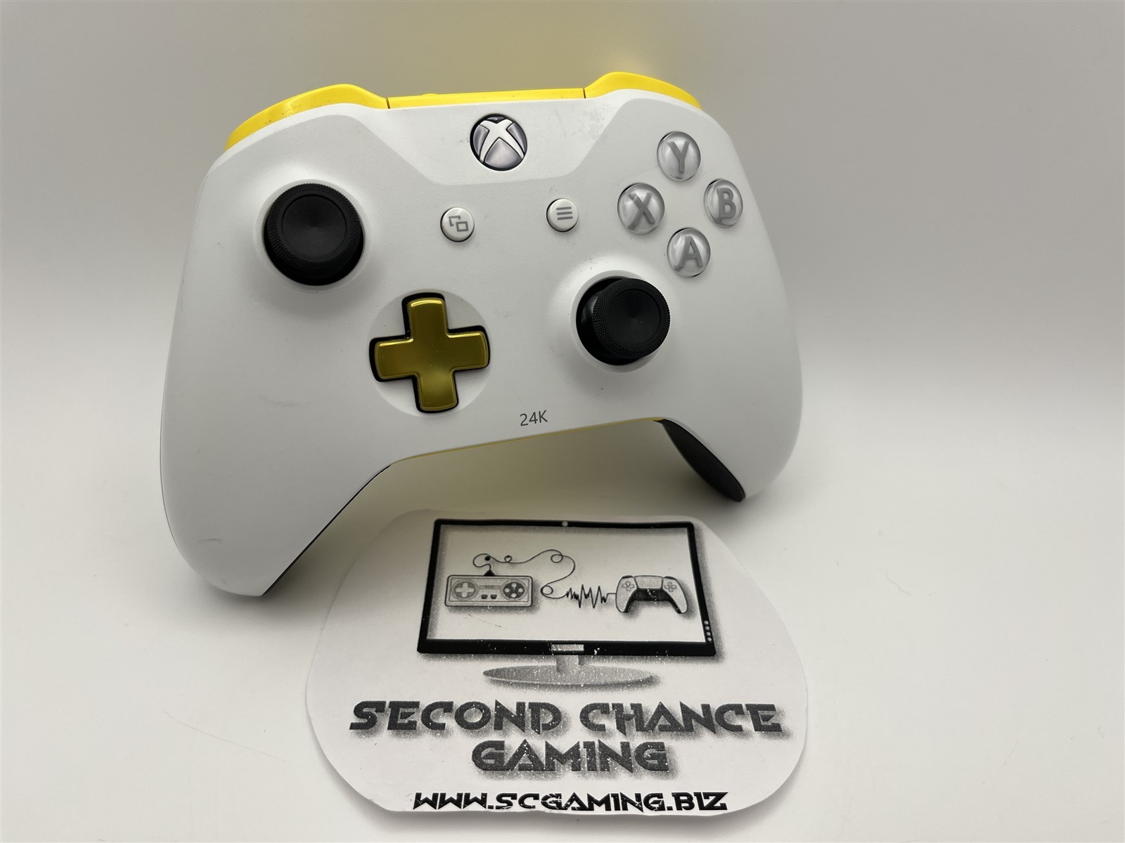 XBOX ONE Wireless Controller White Gold Yellow Accents Custom Model 1708