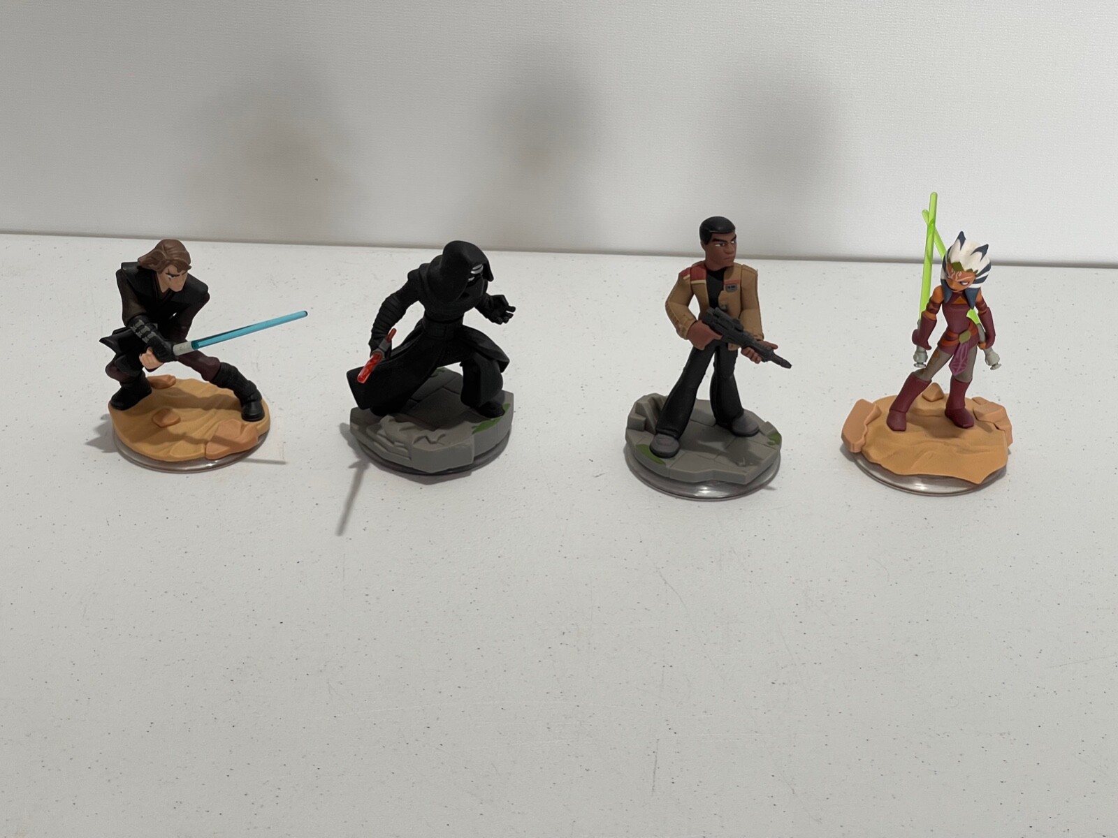 LOT OF 4 STAR WARS DISNEY INFINITY 3.0 EDITION FIGURES