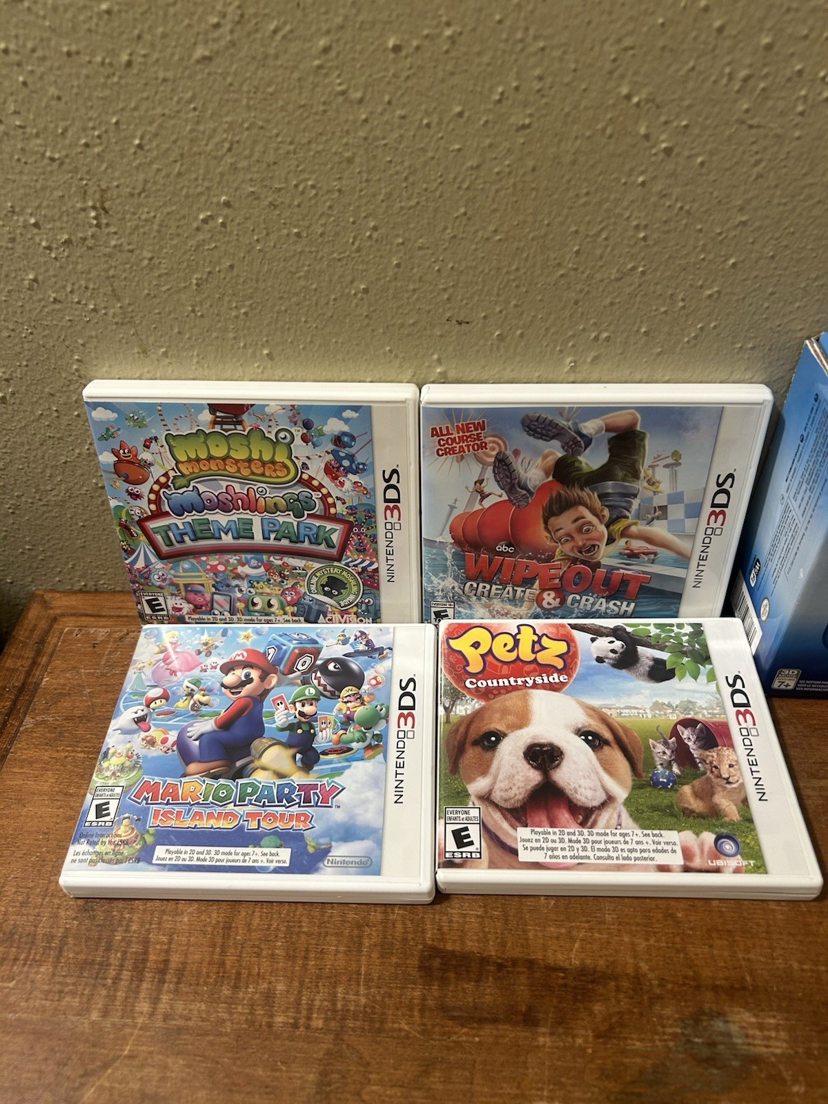 Nintendo 3DS XL Blue/Black Handheld Console Bundle