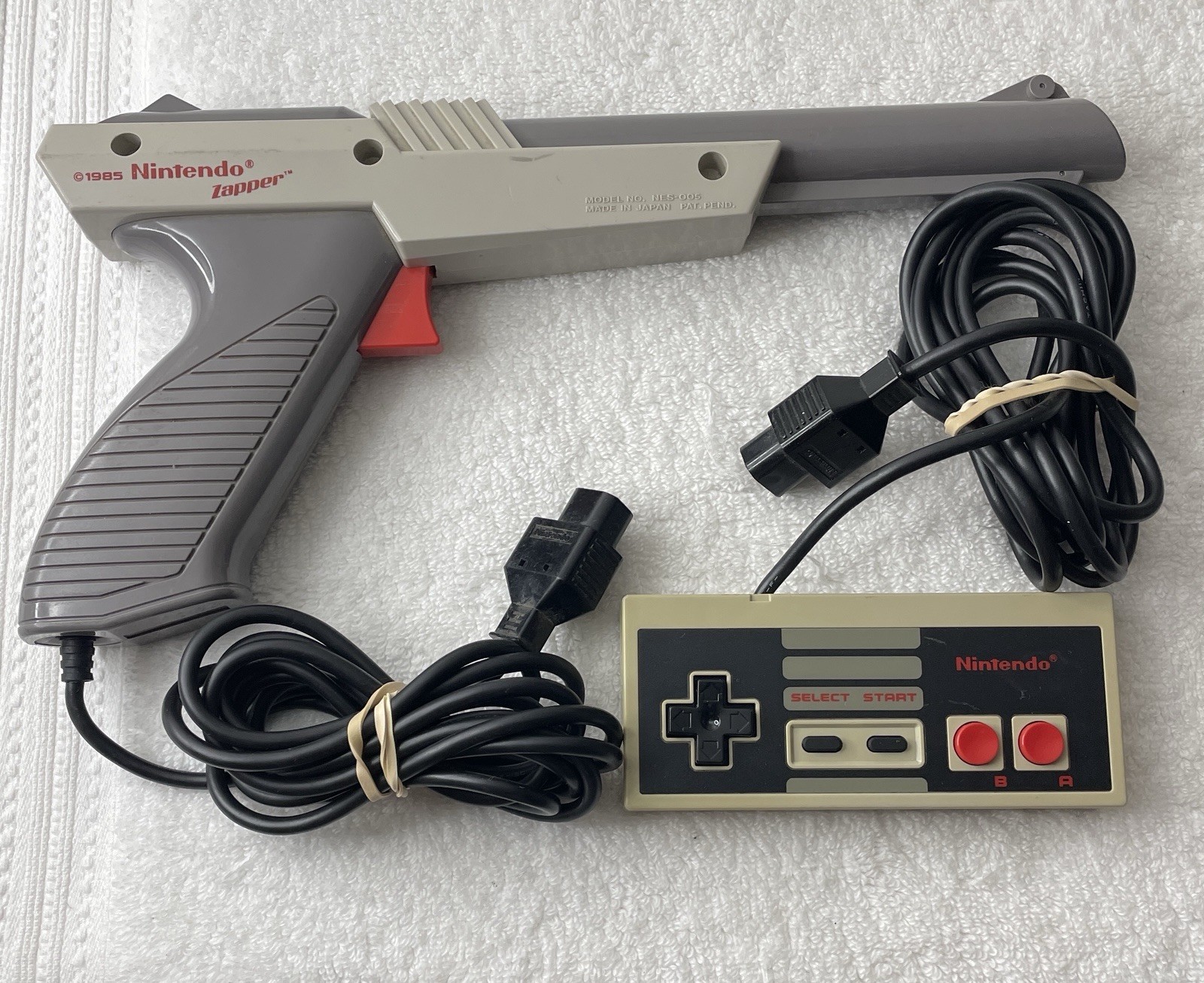 Nintendo NES Console System W/Mario Bundle Lot – Cleaned – Tested