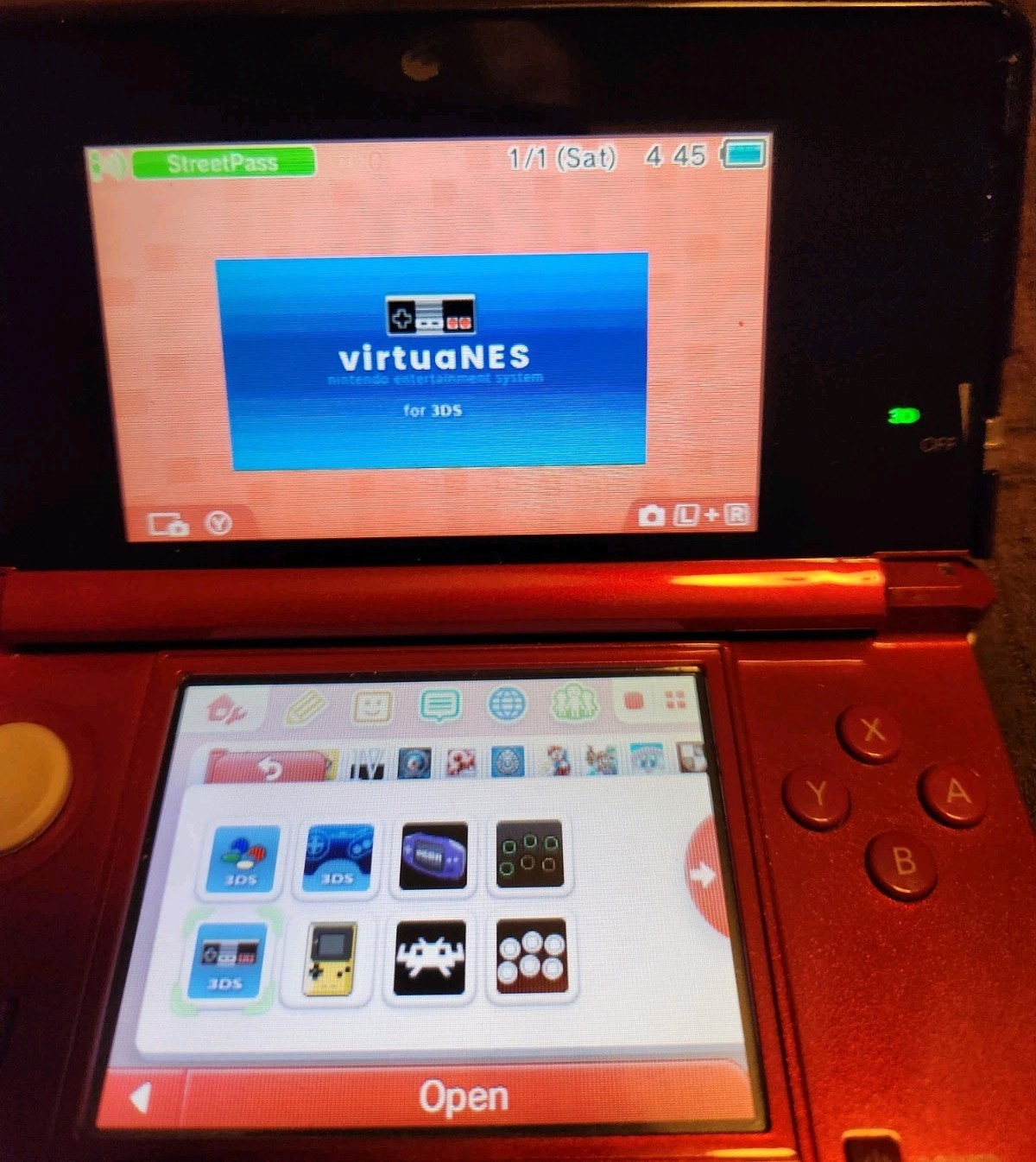 Nintendo 3DS Loaded With Extras And Multiple Games