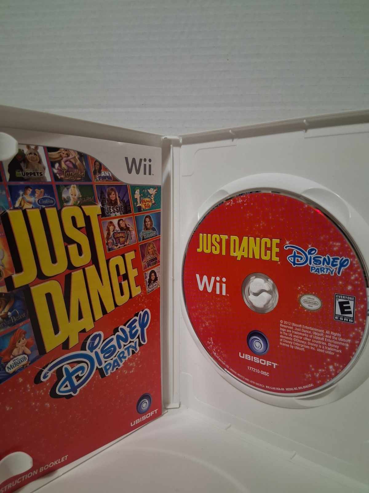 Just Dance: Disney Party (Nintendo Wii, 2012)
