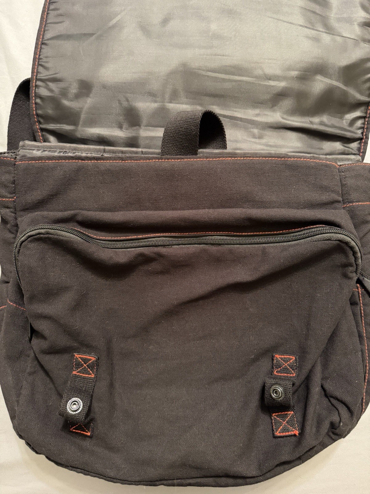 Resident Evil Capcom Collectors Edition Messenger Bag Black & Red 14 x 11 inches
