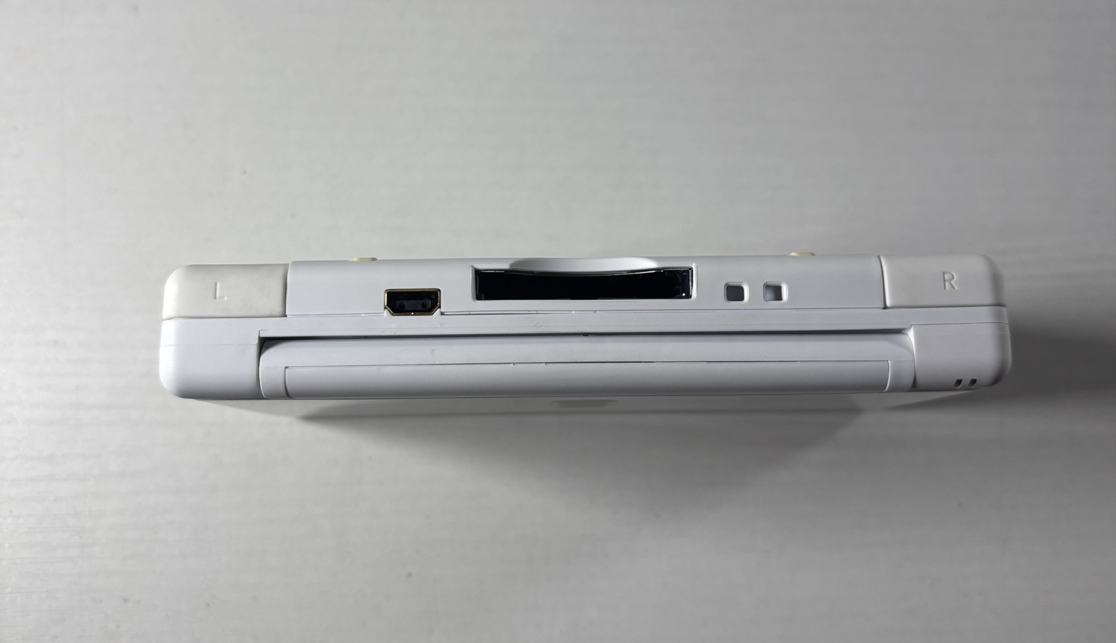 Nintendo DS Lite OEM White Handheld System LOT (USG-001) + 4 Games & Case CLEAN!