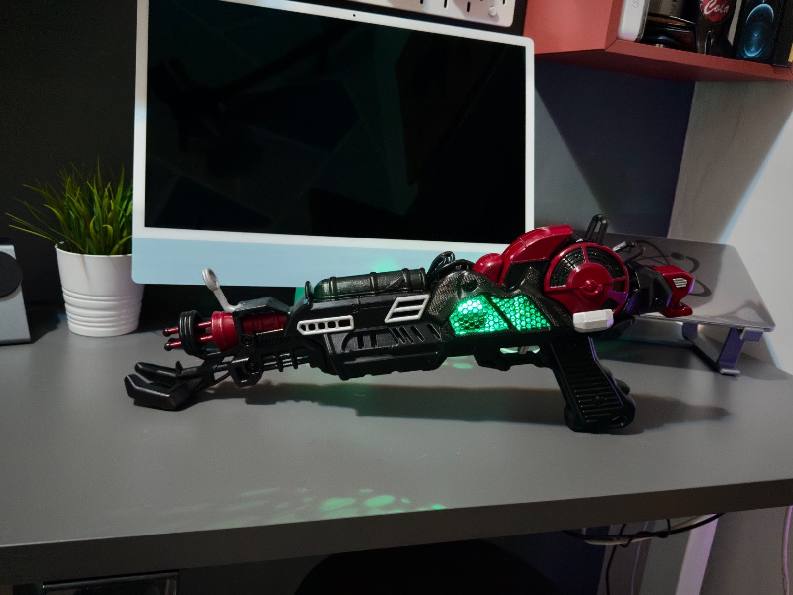 Raygun MK2 LED Replica 1/1 Scale Zombie