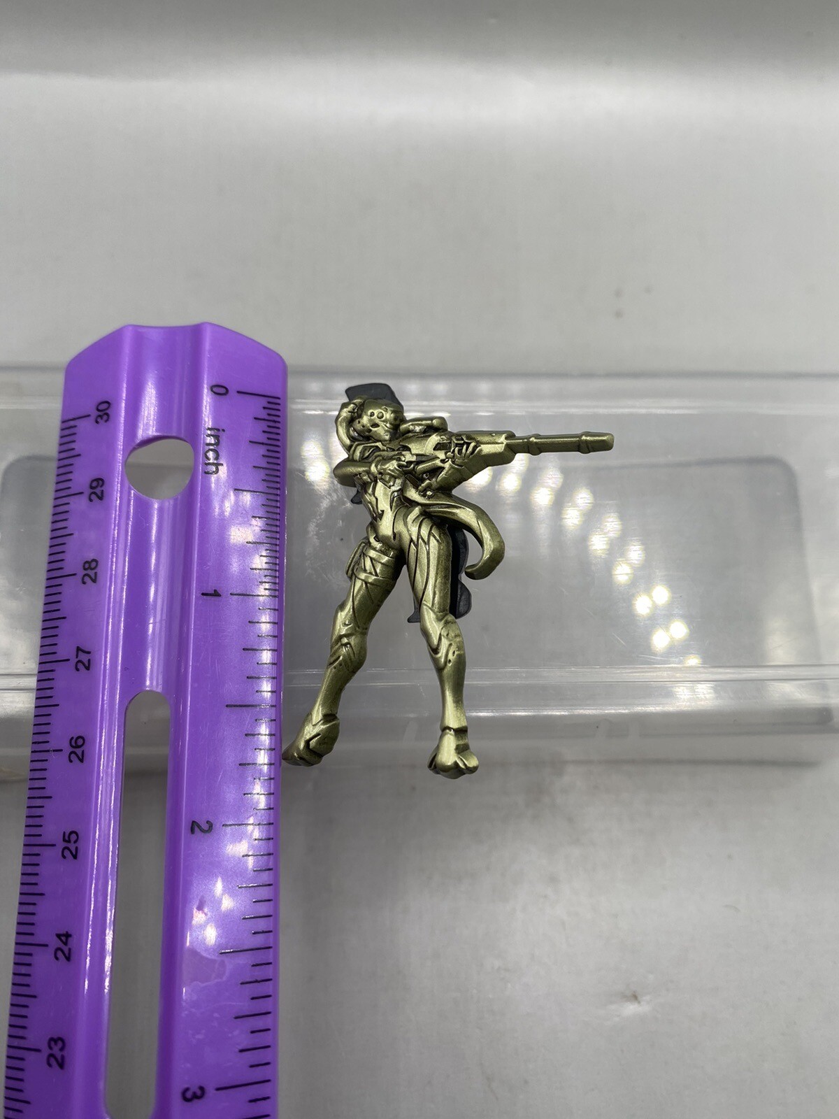 Blizzard Overwatch Widowmaker Gold Pin Series 4 2017 Blizzcon