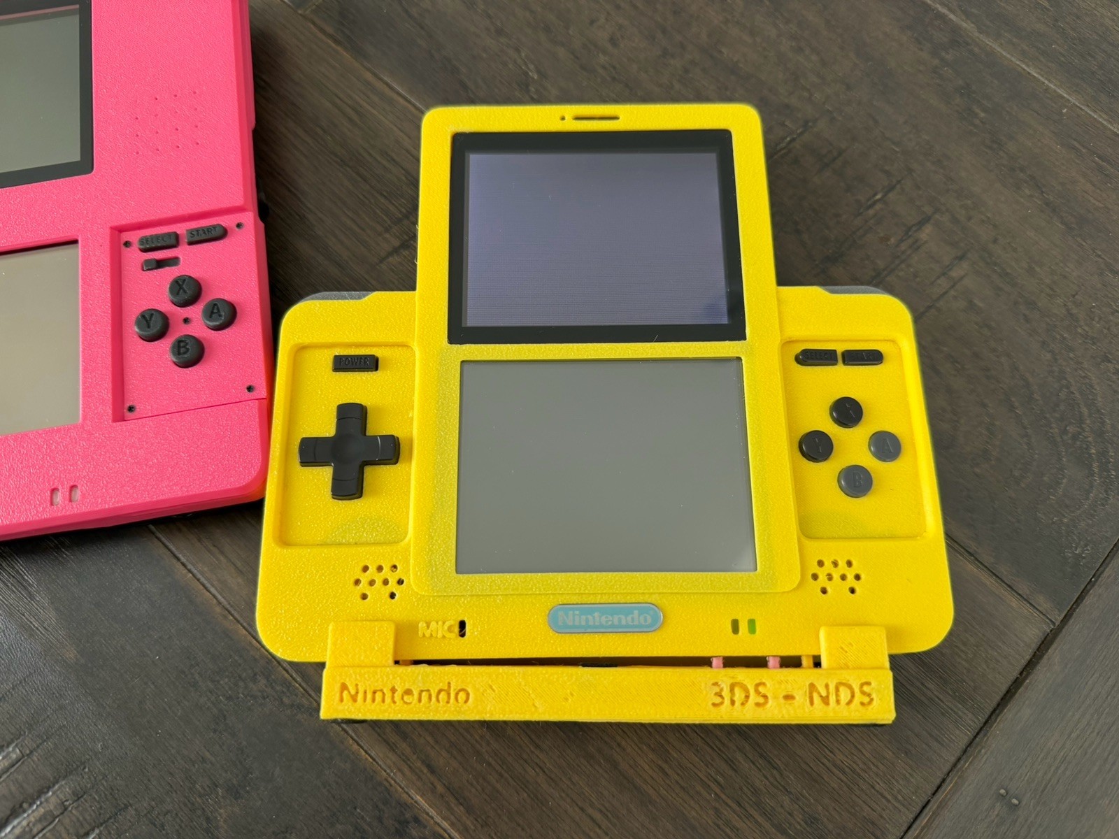 Nintendo DS Unhinged Mod Runs DS & GBA Cartridges Region Free W/ Charging Dock