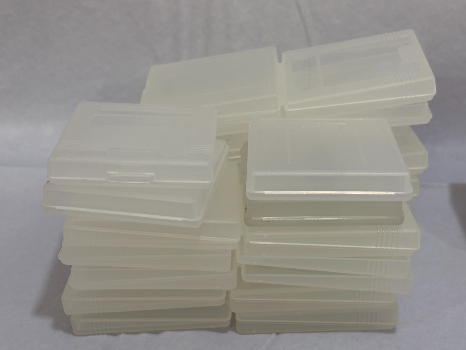 UNBRANDED Nintendo GB & GBC Plastic Gaming Console Cartridges Dust Cover Lot