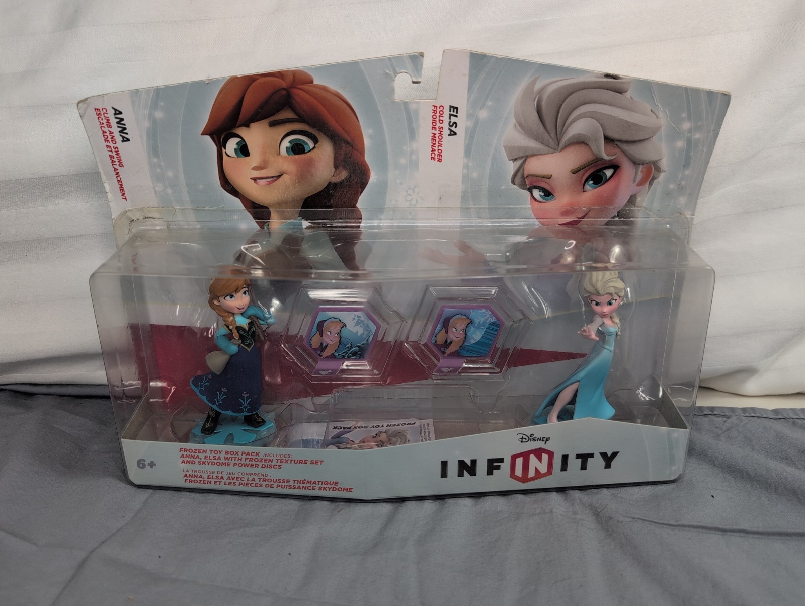 Disney Infinity Elsa & Anna Frozen Toy Box Pack Opened Box