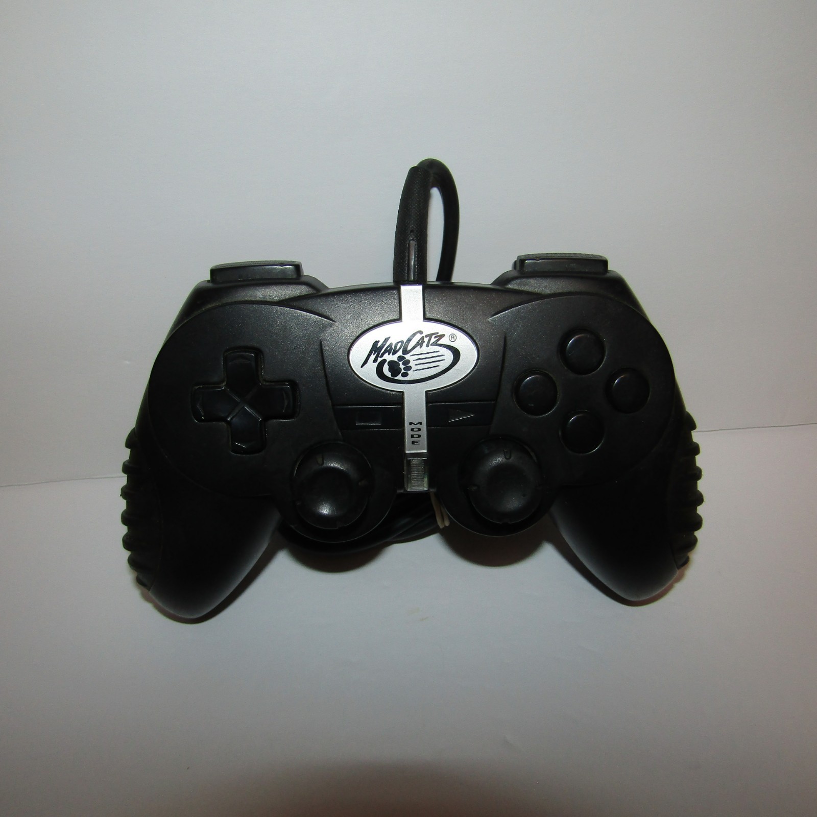 Mad Catz Black Wired Controller Pad Pro for PlayStation 2 PS2 Tested MPN 8226
