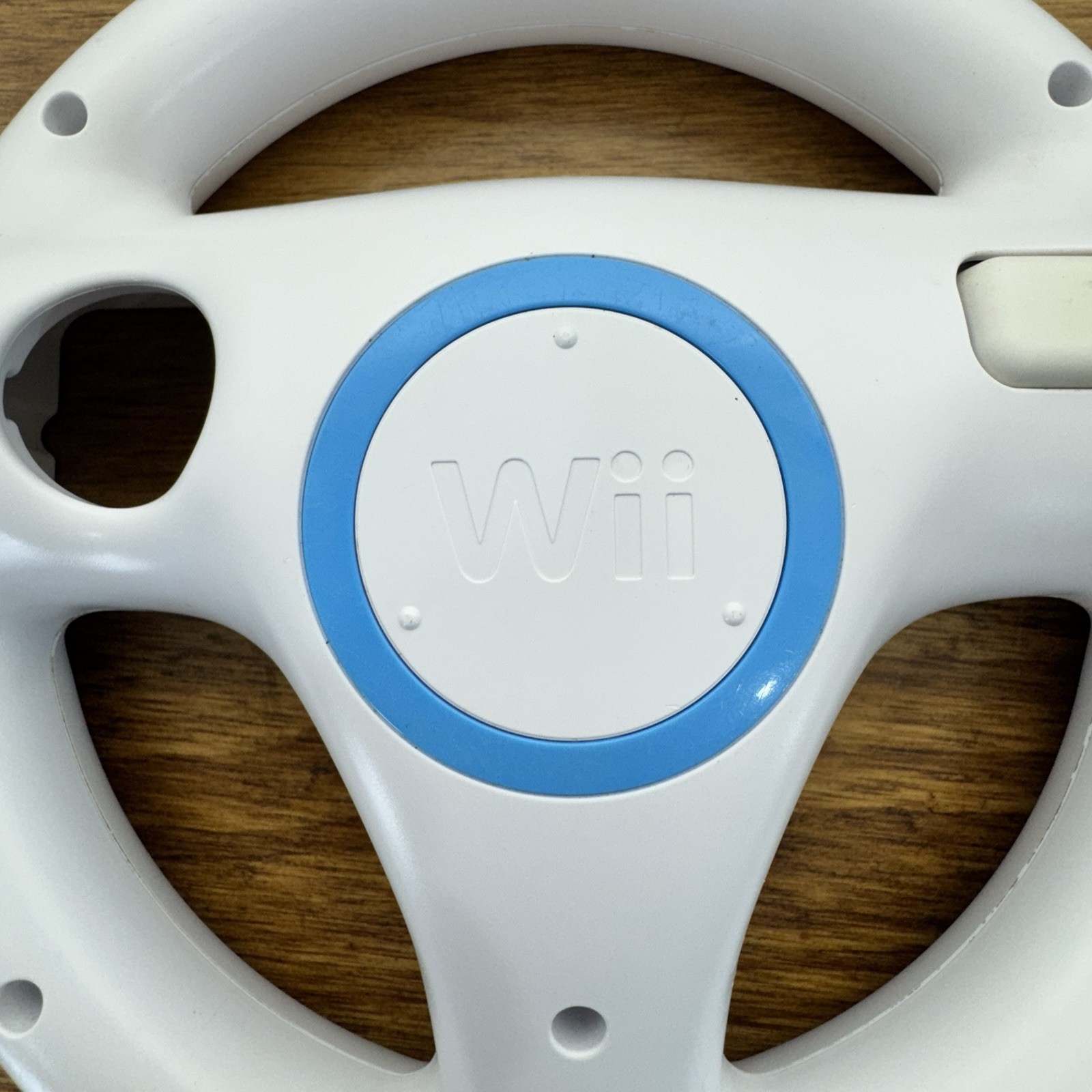 2x OEM Nintendo Wii Steering Wheels White for Mario Kart Racing Game Controller.