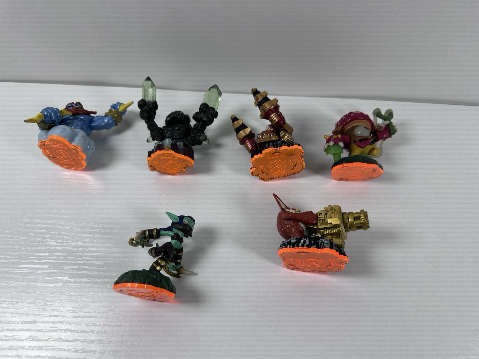 Skylanders Action Figures~Lot Of 14~3 Spyro’s Adventures And 11 Giants W/ Cards