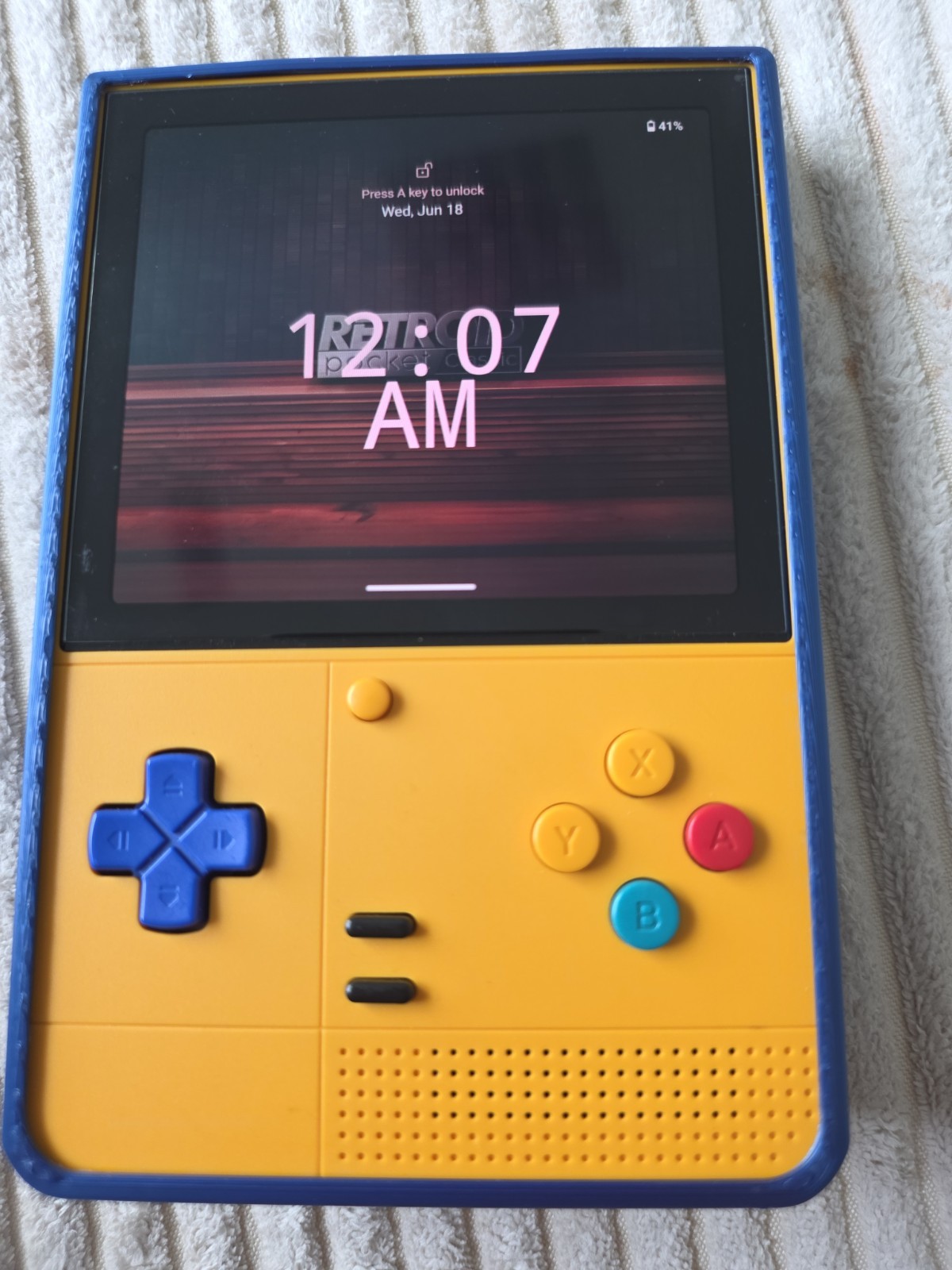 Retroid Pocket Classic PKM Yellow 6gb/128gb Oled Screen