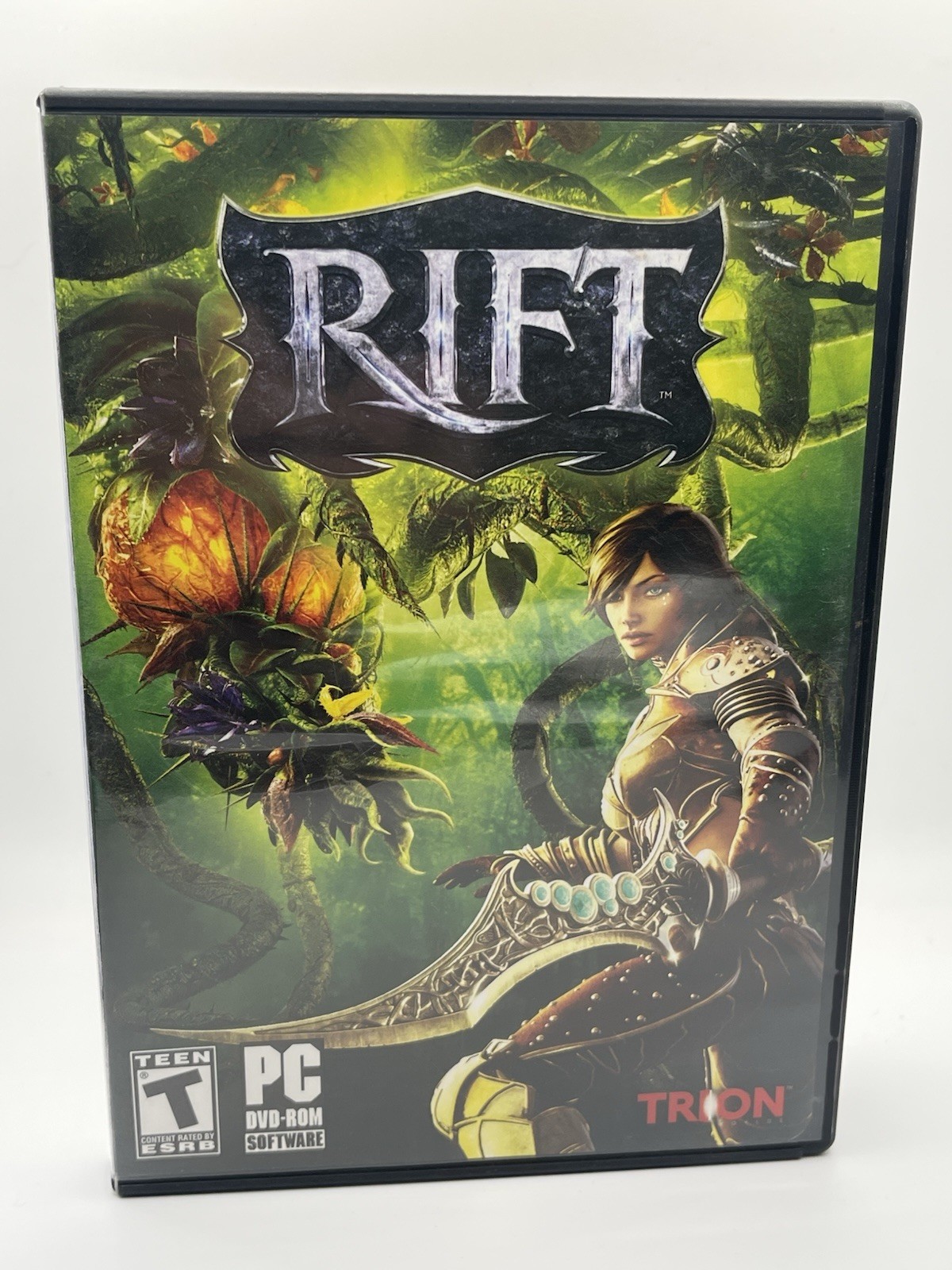 RIFT PC Game (2011) – Trion Worlds MMORPG – Original Physical Box with Disc