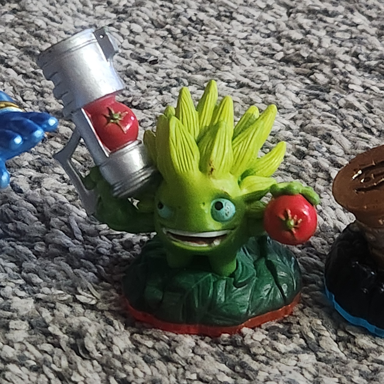 Lot Of 4 Skylanders Figures Lightning Rod, Food Fight, Rip Tide & Battle Hammer