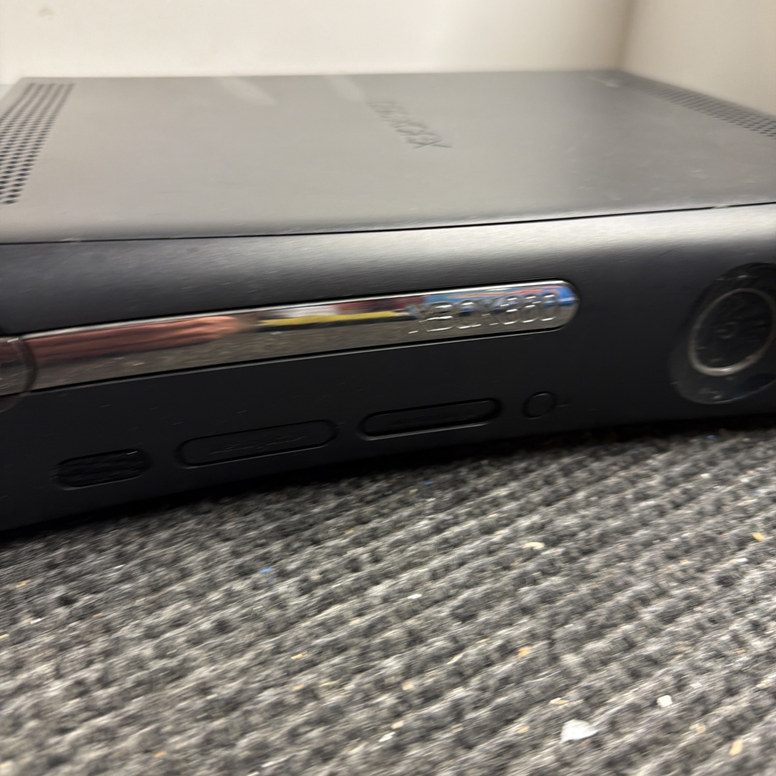 Microsoft Xbox 360 120GB HDD Falcon Phat Console 11/2009. Console Only Read Desc