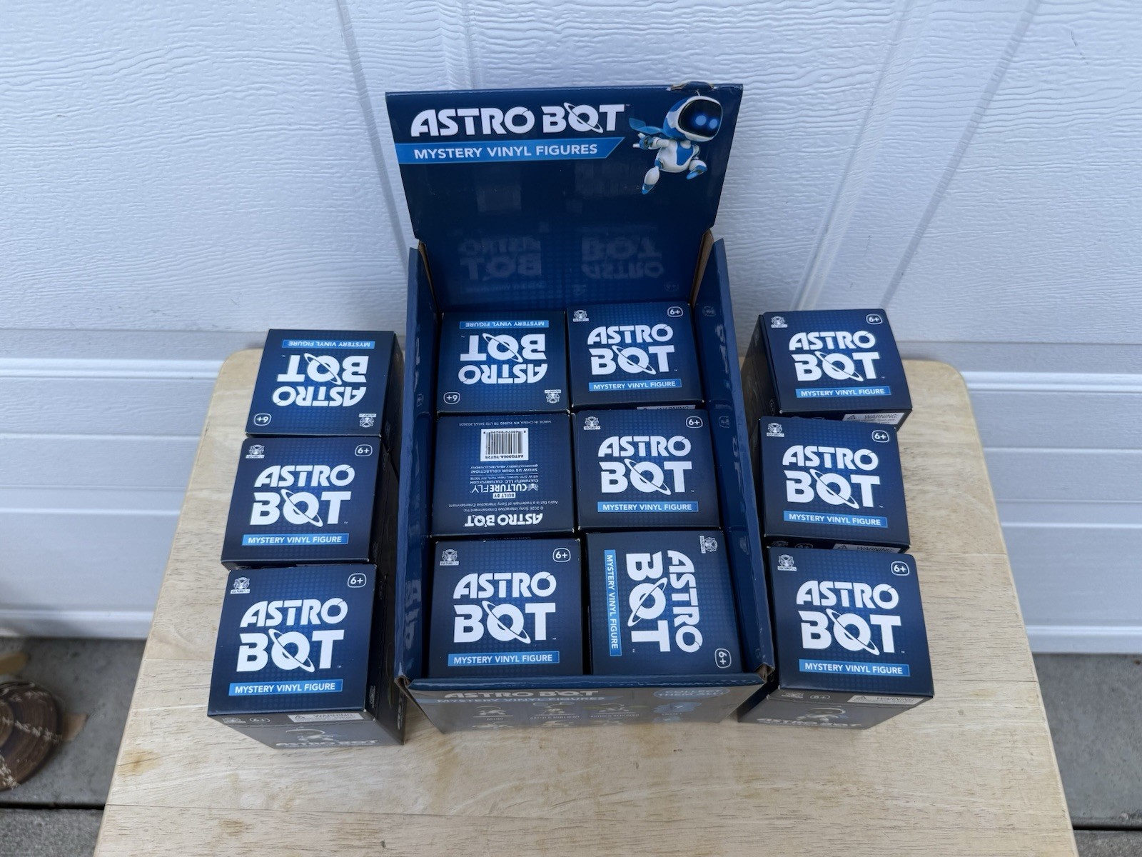 Astro Bot Mystery Vinyl Figures Lot Of 12 SEALED – In Display Box – CultureFly