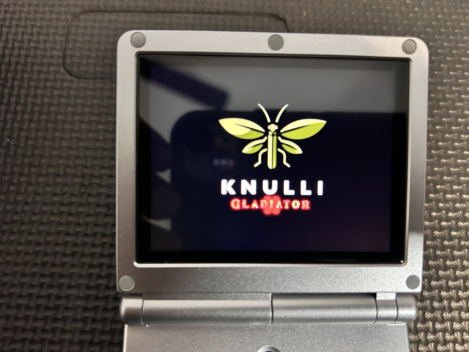 ANBERNIC RG35XX SP (64GB GAME CARD) KNULLI 2 OS (SILVER) GXRG