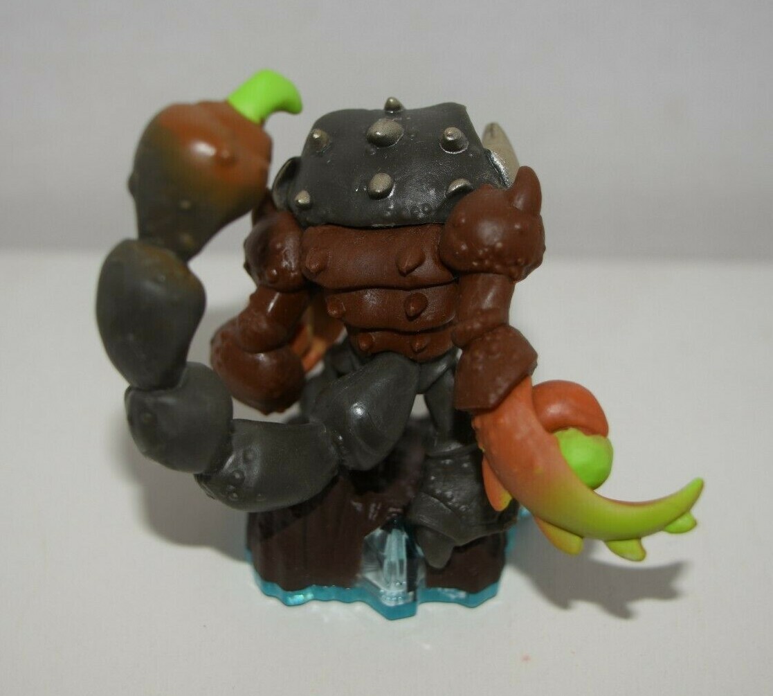 SKYLANDERS CHARACTERS – SCORP