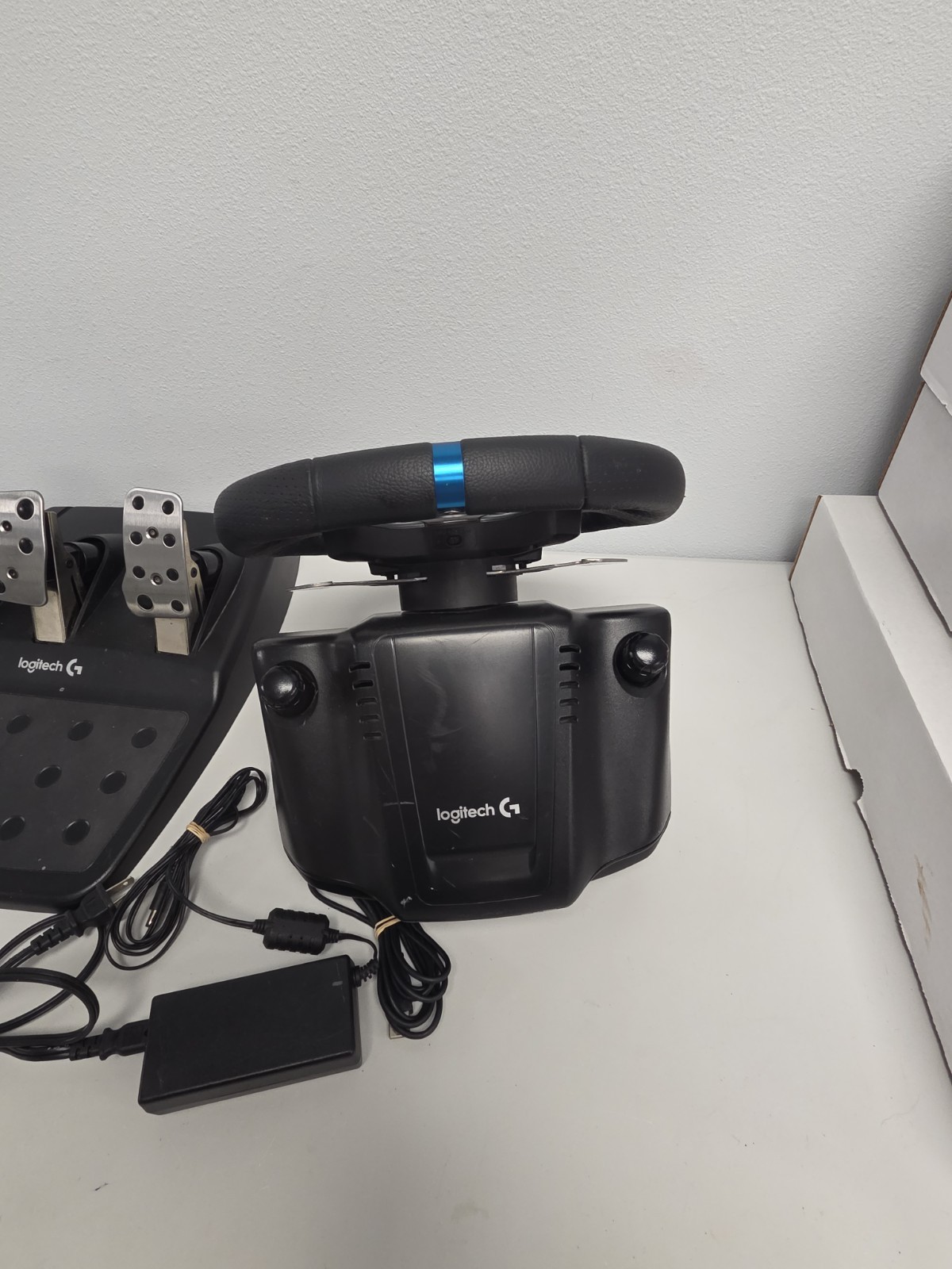 Logitech Driving Force G29 Gaming Racing Wheel With Pedals For PS4 PS3