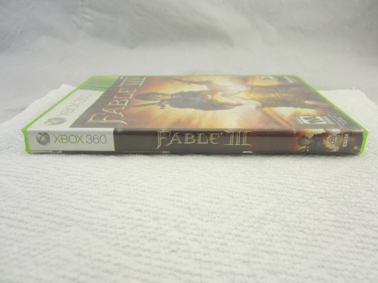 Fable III Microsoft Xbox 360 Fantasy Action Role Playing RPG CIB, resurfaced