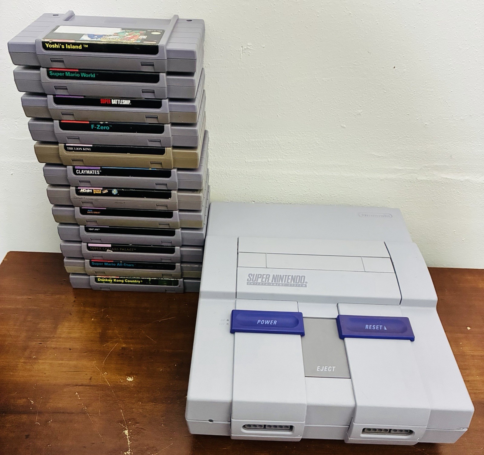 Super Nintendo SNES Console System Bundle with 12 Games 2 Controllers Tested