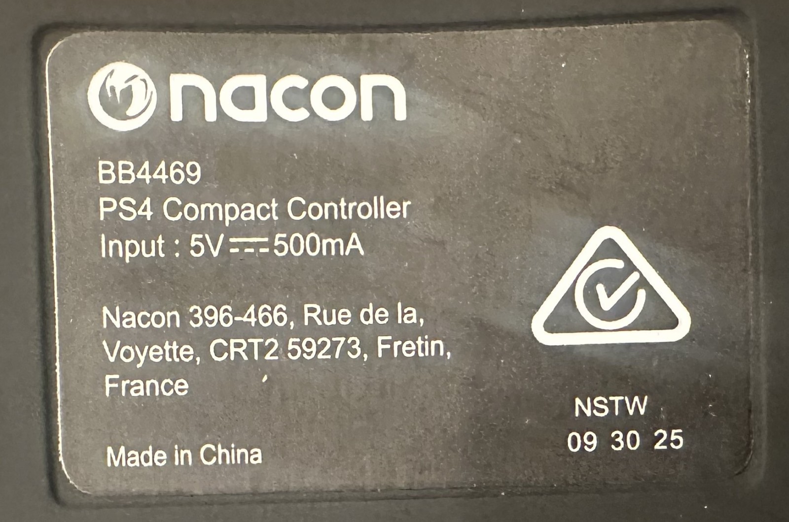 Nacon WIRED Controller for PlayStation 4 & PC – Black (50-1789-01)™ NEW